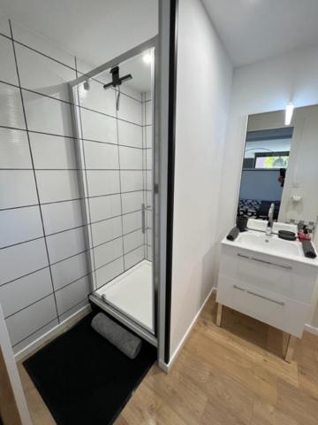 Charmant studio neuf de 40m2 / tout confort Arques-la-Bataille Extérieur photo