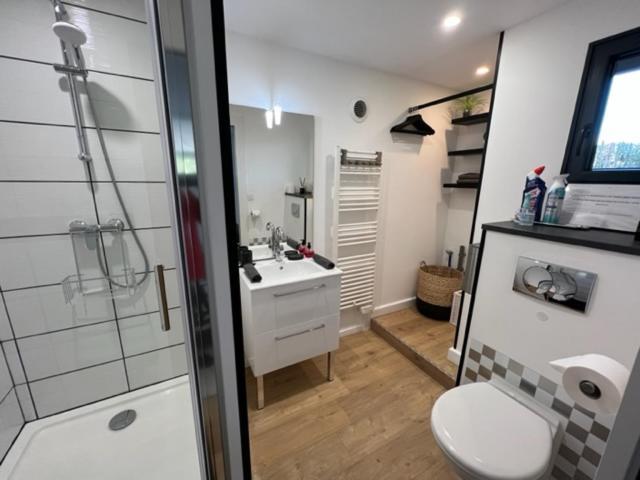 Appartement Charmant studio neuf de 40m2 / tout confort à Arques-la-Bataille Extérieur photo